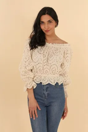Schlichte Bluse mit englischer Stickerei